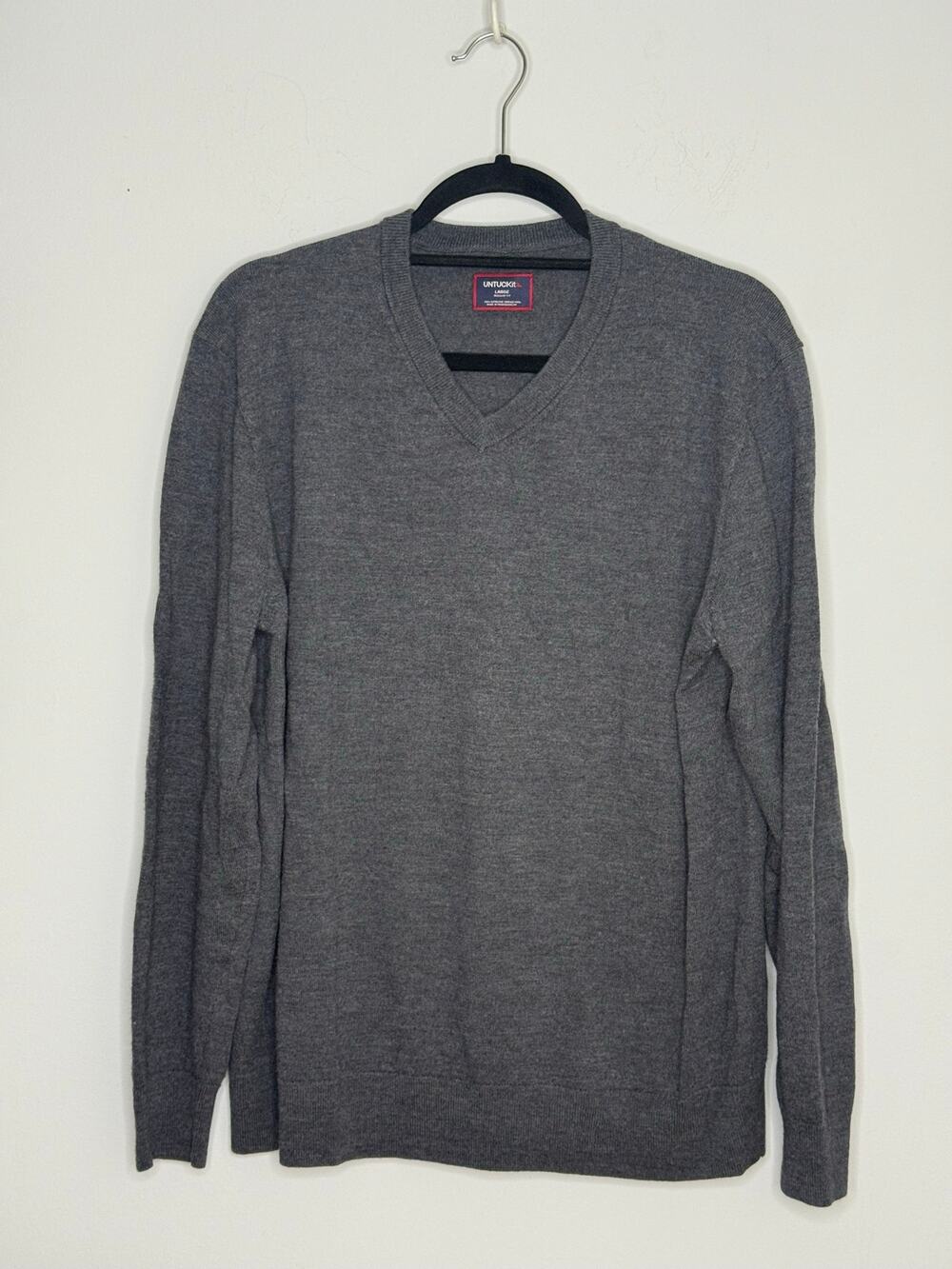 UNTUCKIt Gray Mens Merino Wool V Neck Pullover Sweater Size L EUC